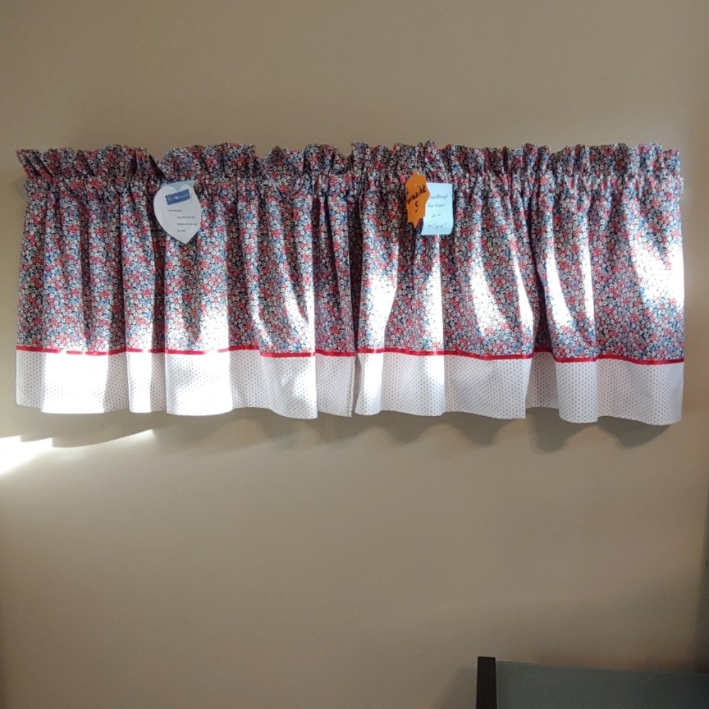 🌸 Floral Valances Handmade - Picture 2 of 8
